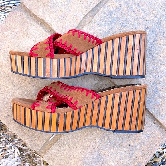 🎉HP🎉 👠Nine West Red Bamboo Suede Platform Sandals - Picture 5 of 7
